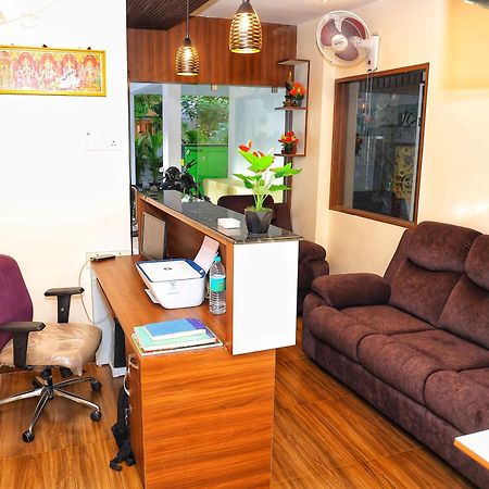 Jn Residency Perungudi Bed and Breakfast Chennai Eksteriør billede